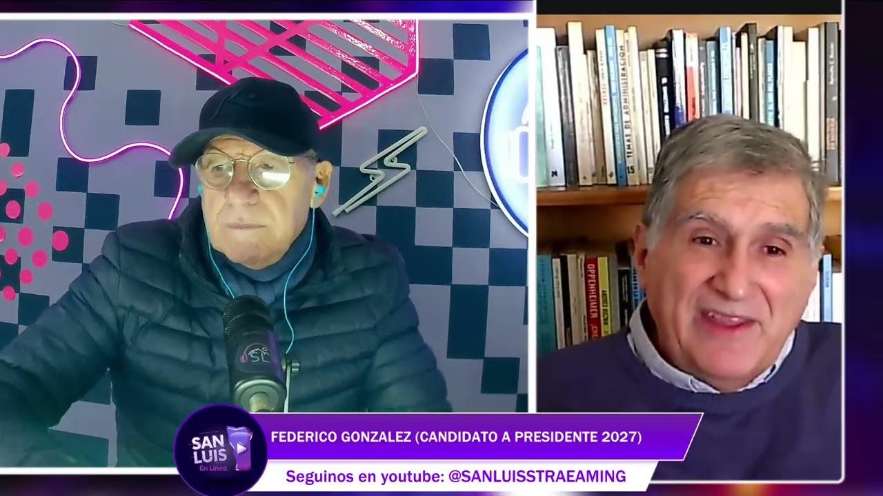 El consultor político Federico González analizando las tendencias electorales en los estudios de San Luis Streaming junto a Alberto Trombetta.