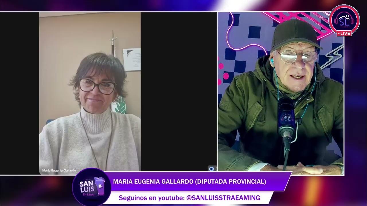 Eugenia Gallardo dialogando con Alberto Trombetta sobre la reestructuración ministerial y los desafíos educativos.
