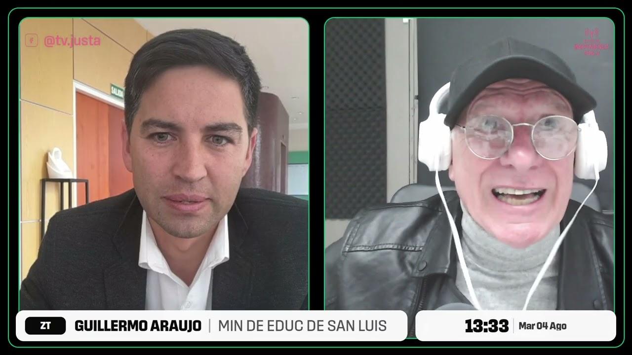 Guillermo Araujo, ministro de Educación de San Luis, explicando políticas educativas.